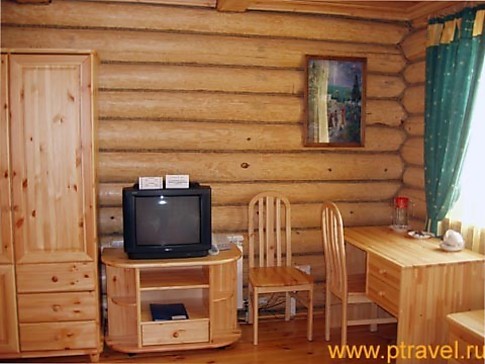 https://www.flyexpress.ru/media/hotel/diveevskaya_sloboda_room1.jpg